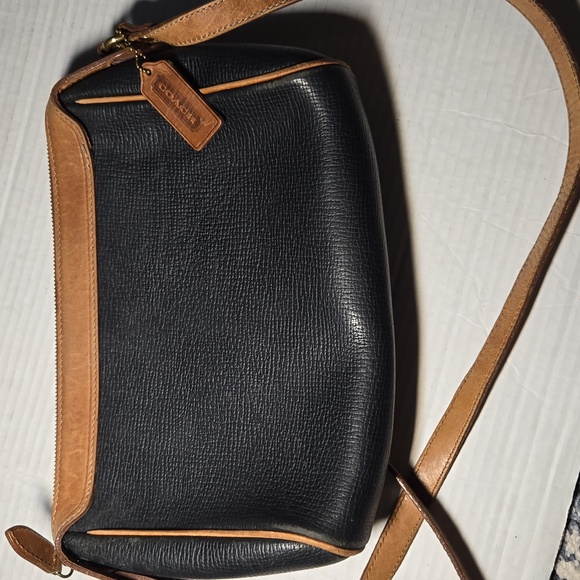 Vintage coach two tone - Picture 9 of 13